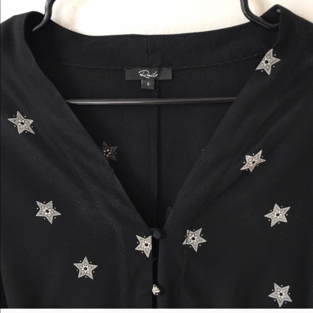 Rails Sloan Tie Front Blouse - Picture 4 of 5
